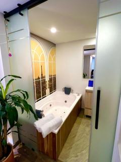 Suite con Jacuzzi cerca a la Zona T - Bogotá - 8