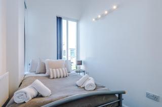 Modern City House - City Stay - Etihad Stadium - Coop Live Stadium - Sleeps 6 - Free Parking - Manchester - 7