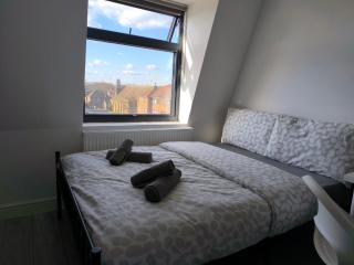 Tooting Broadway Family Suite - Londra - 5
