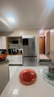 Apartamento de 3 quartos, no Condomínio Taperapuan Duplex, há 400m da praia, localizado próximo da barraca axé mói, boa beach e etc - Porto Seguro - 3