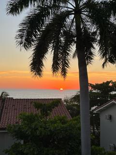 Beach Front Condo for 10 people - 0