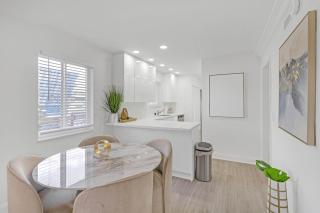 Boca Waterfront Oasis - Heated Pool, Gym & Near Beach - 2