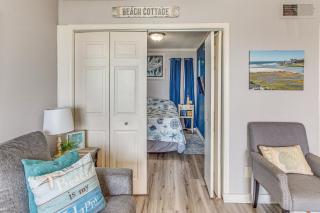 Steps to Beach Myrtle Beach Condo with Resort Perks - Myrtle Beach - 4