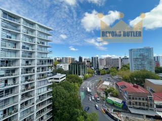 Modern 2B on Queen St with FREE Gym! - Auckland - 9