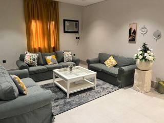 شقه بغرفتين نوم و صاله - Medina - 3