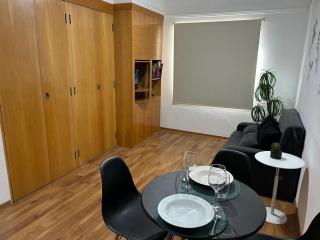 Flat Localização Privilegiada em Hotel 4 Estrelas - Moema Próximo Aeroporto de Congonhas - São Paulo - 1