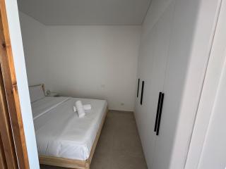 Chic 1 BR with private jacuzzi - Banī Ghālib - 2