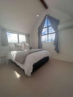 A Hidden Gem - Auckland - 3