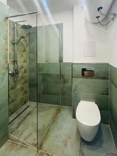Sea View Rental Front Beach - Golden Sands - 4