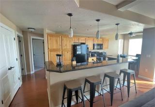 Deluxe Downtown Condo Close to Everything! - Salt Lake City - 9