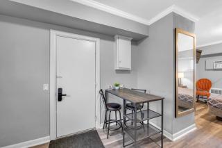 Family-Friendly Room for 4 – High-Speed Wi-Fi - Woodhaven - 7