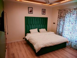 Beverly Appartments - Srinagar - 3