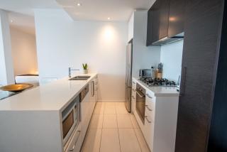 Prima Tower - Three Bedroom Apartment with City and Flames Views - Melbourne - 5
