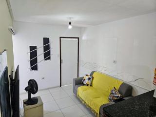 Centro de convenções 1km, AC, Chuv Elet, 2 Qt, varanda - 4