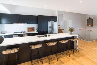 Peninsula Hot Springs Designer Home - Fingal - 3