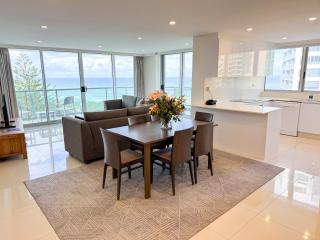 Peninsula Resort - Apartments by Gold Coast Holidays - 6