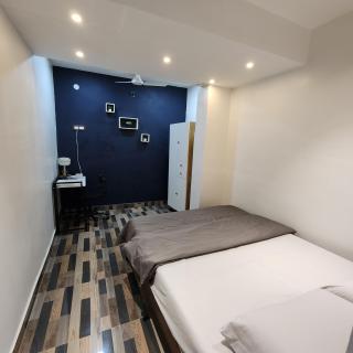 Stylish comfy Room near Airport - Chennai - 3