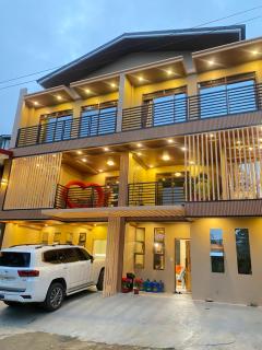 5 Bedrooms Transient House Baguio - 0