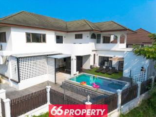 9 Room Huge Pool Villa near Central Festival - 8