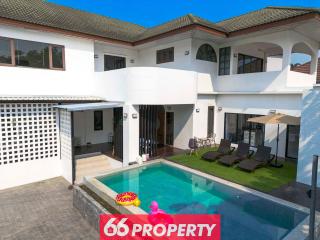 9 Room Huge Pool Villa near Central Festival - Chiang Mai - 8