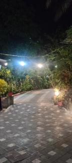 Varkala Budget FamilyRoom - Varkala - 7