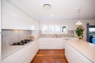 Ardington - 4-Bed Pet-Friendly with Pool - - 3