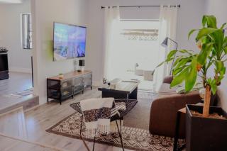 Zoka House 5 mints from Brickell - Miami - 3