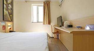 7 Days Inn Xi'an Zhonglou 4th Gulou Hospital Dachaishi - Xi'an - 2