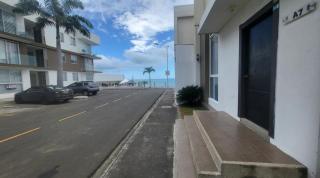 Casa en Urbanización Privada Con Vista al mar - Manta - 2
