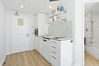 Interconnecting 2 Bedroom Unit at Legends — Q Stay - Gold Coast - 5