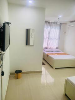 Hotel Middletown - Tezpur - 0