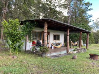 Byron hinterland, 1hr to Soulhaven at Bentley - - 9