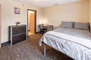 Recharge Right Bright Space with Modern Touches - Mansfield - 8