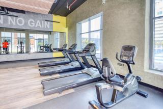 Balcony Offering Community Views 1BR with Assistant Room, Walking Distance to Community Park , Pantheon Elysee , Jumeirah Village Circle by Deluxe Holiday Homes - 4