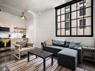 CozySuites NLG w pool bowling alley sauna #29 - Minneapolis - 9