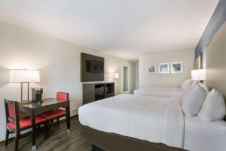 Clarion Hotel Conference Center - Maggie Valley - 2
