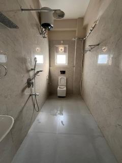 H C Riverview Powered By Staymoksha - Guwahati - 4