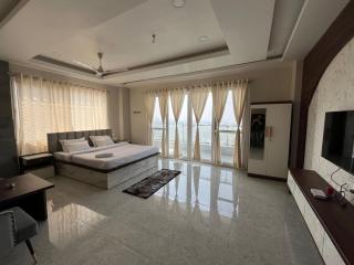 H C Riverview Powered By Staymoksha - Guwahati - 3