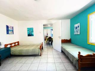 Painter's house by the beach - Athen - 1