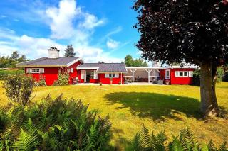 Family-Friendly Cottage, Secluded, 3 Terraces - Vejby - 0