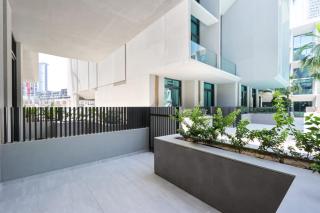 Livbnb - Serene Studio with Private Terrace in JVC - 8