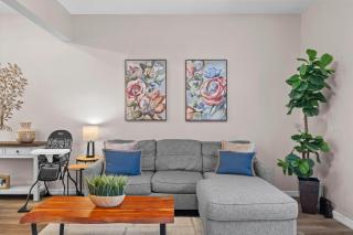 3 Bedrooms 25 Bathrooms Bella Vida 1030 - 7