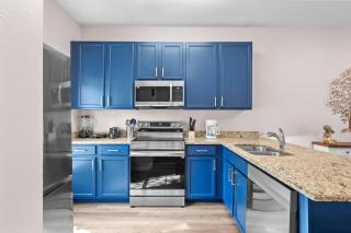 3 Bedrooms 25 Bathrooms Bella Vida 1030 - 2