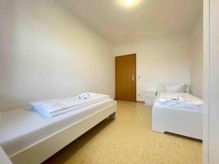 STA1043 gut geschnittene Monteurwohnung mit Balkon - Stamsried - 6