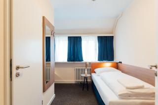 Hotel Myky Pinneberg - Pinneberg - 3