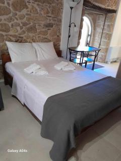 Lucas Mani Apartment 2 - 4
