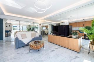 Spacious 1-Br Apartment with Terrace Heart of Cannes - Cannes - 1