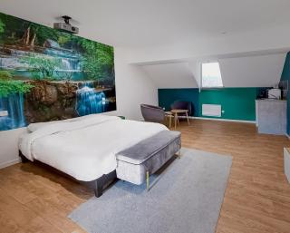 Studio Design N3 avec Jacuzzi & Ambiance Cozy - Roubaix - 7