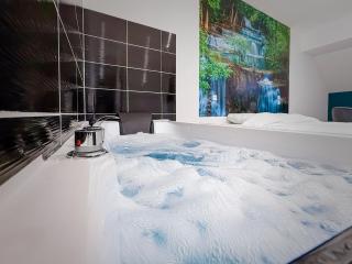 Studio Design N3 avec Jacuzzi & Ambiance Cozy - Roubaix - 5