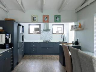 Atlantic-Square Guesthouse - 5